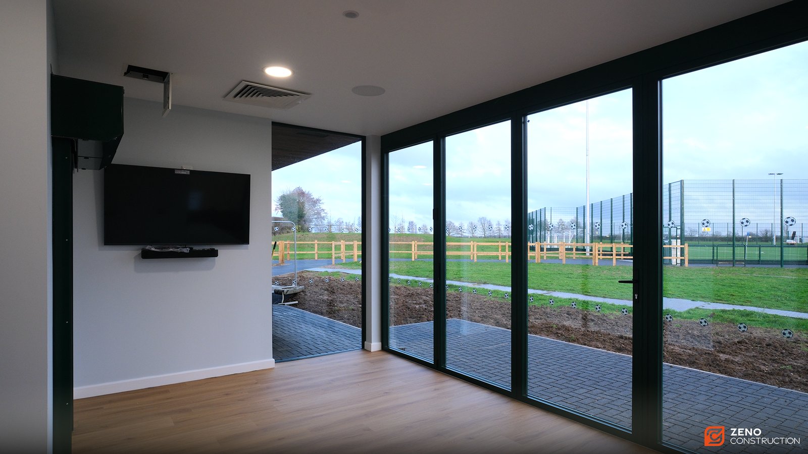Zeno Construction main room interior